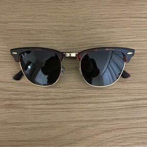 Ray-Ban Clubmaster Sunglasses (RB-3016)